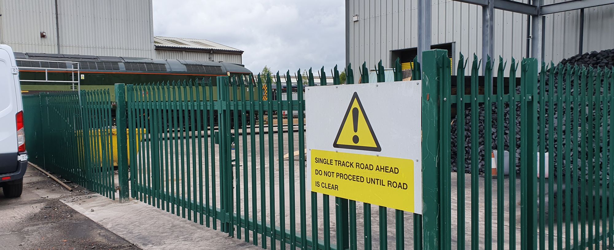 commercial grounds maintenance
